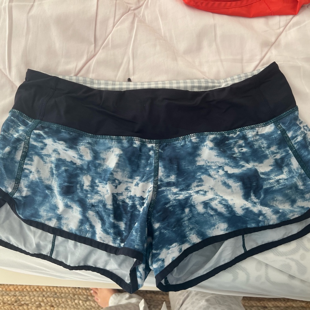 Lululemon running short